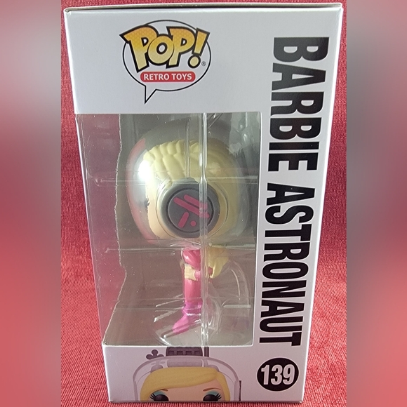 Barbie astronaut funko # 139 (nib) With pop protector - Picture 5 of 7